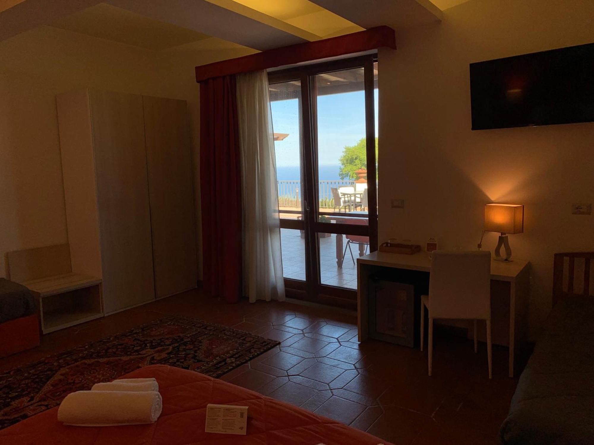 Villa Zufro Vibo Valentia Ngoại thất bức ảnh